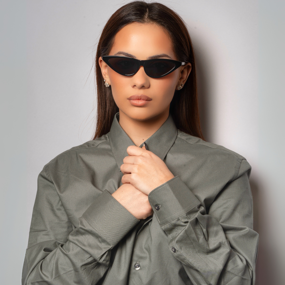 Black cat eye sunglasses, La Reine