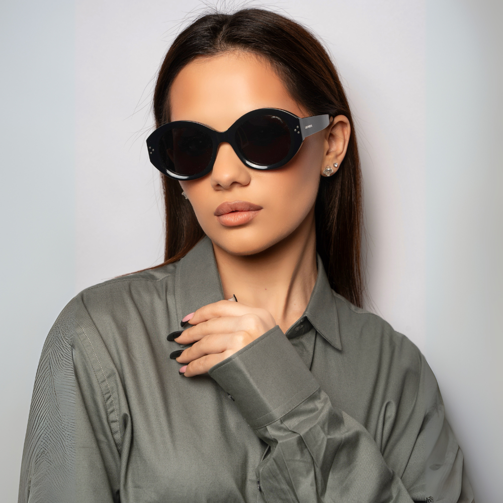 Black sunglasses, Danse au Vent