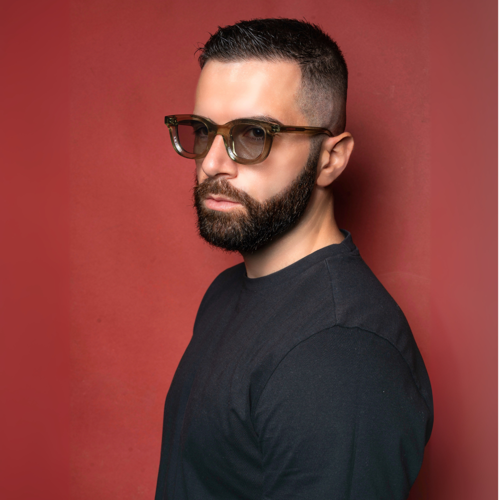 Green sunglasses, Côte d'Azur