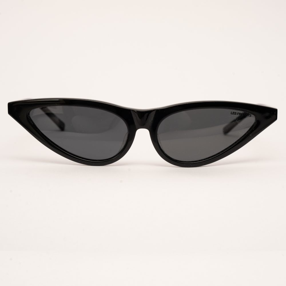 Black cat eye sunglasses, La Reine