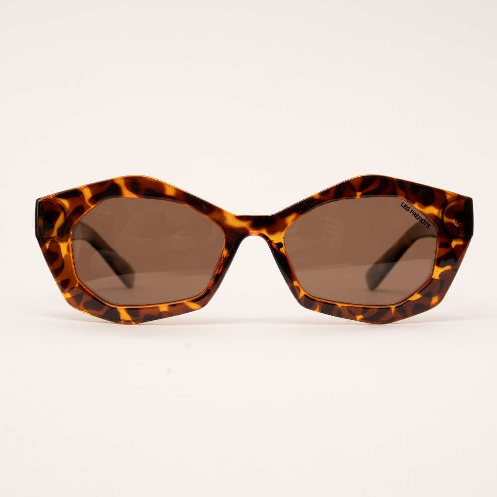 Rectangle sunglasses, Regard de Mademoiselle