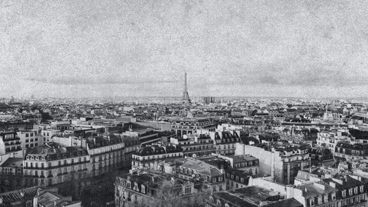 How to wear sunglasses