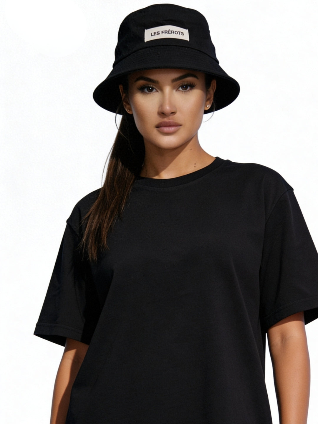SVART BUCKETHATT