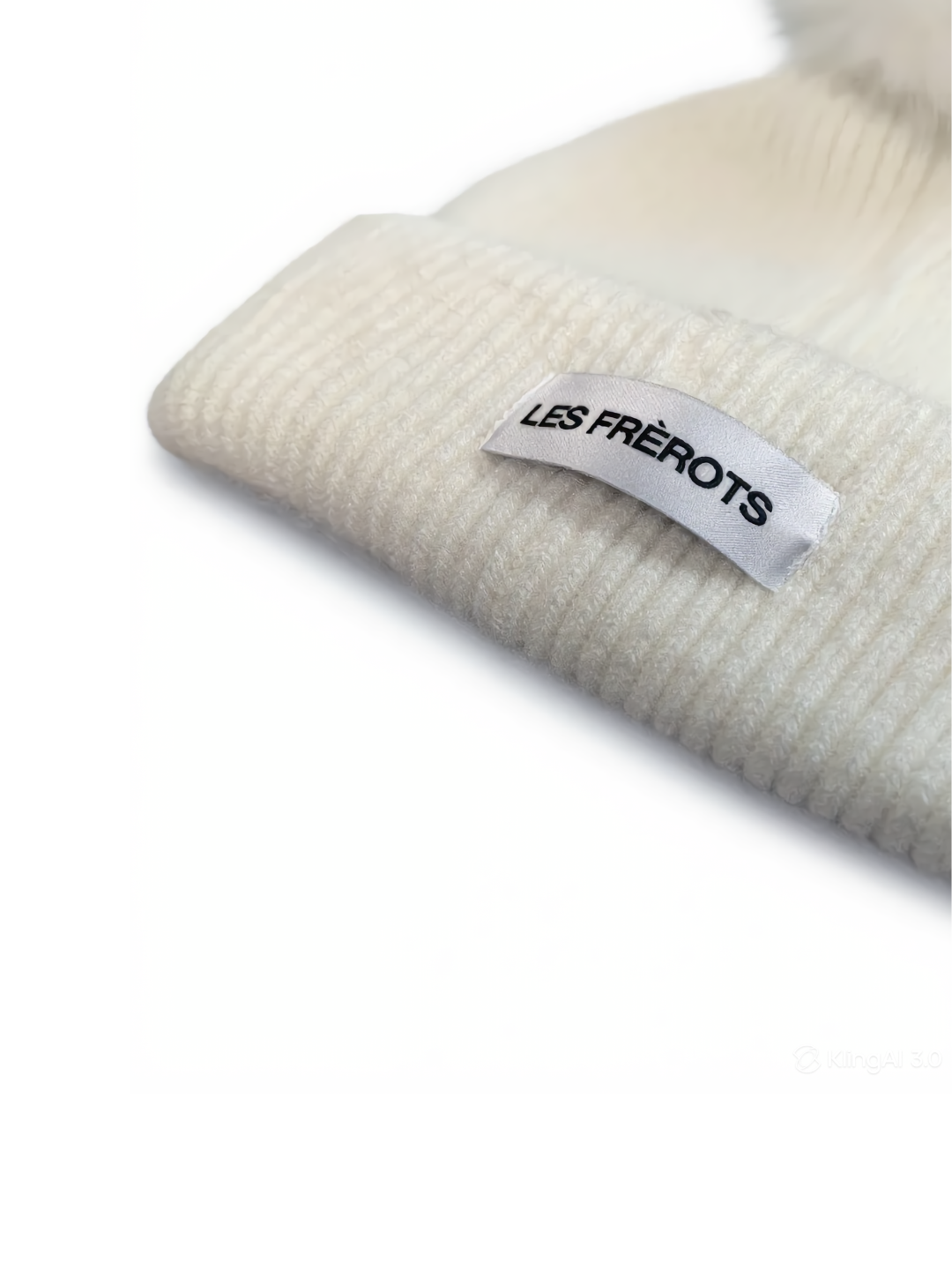 BLANC VINTERKEPS MED POM POM