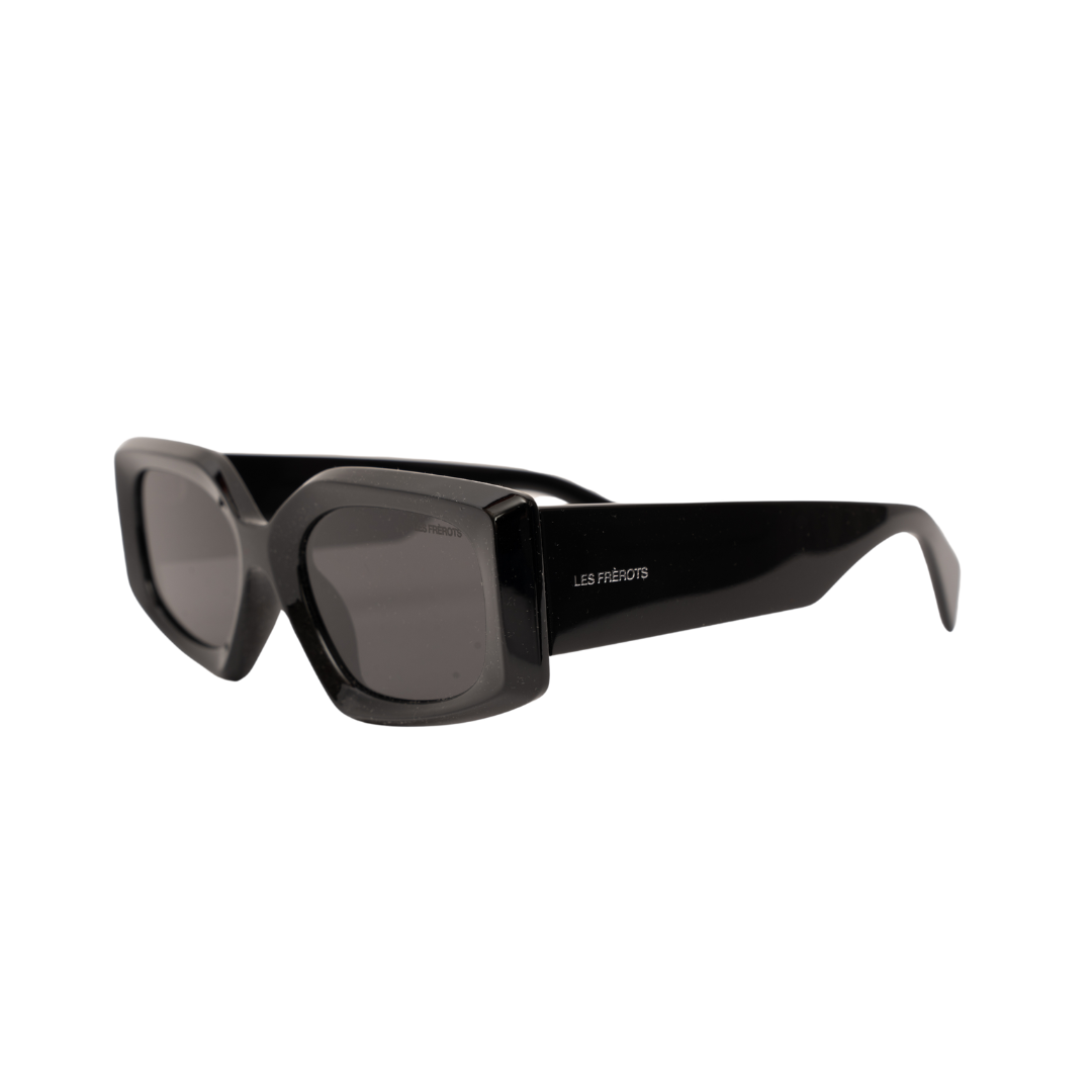 Black rectangle oversize sunglasses for woman, left side angle