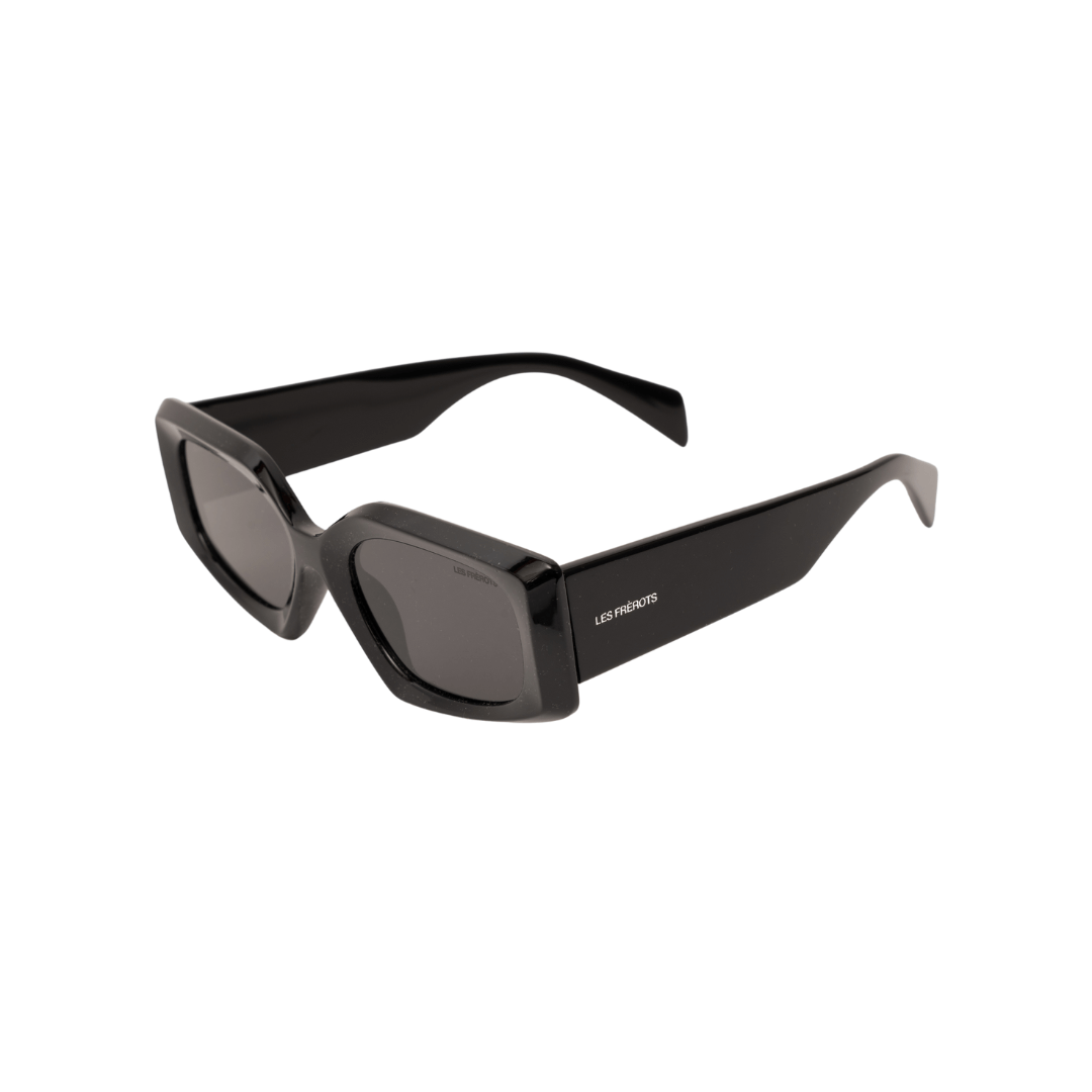 Black rectangle oversize sunglasses for woman, upper left angle