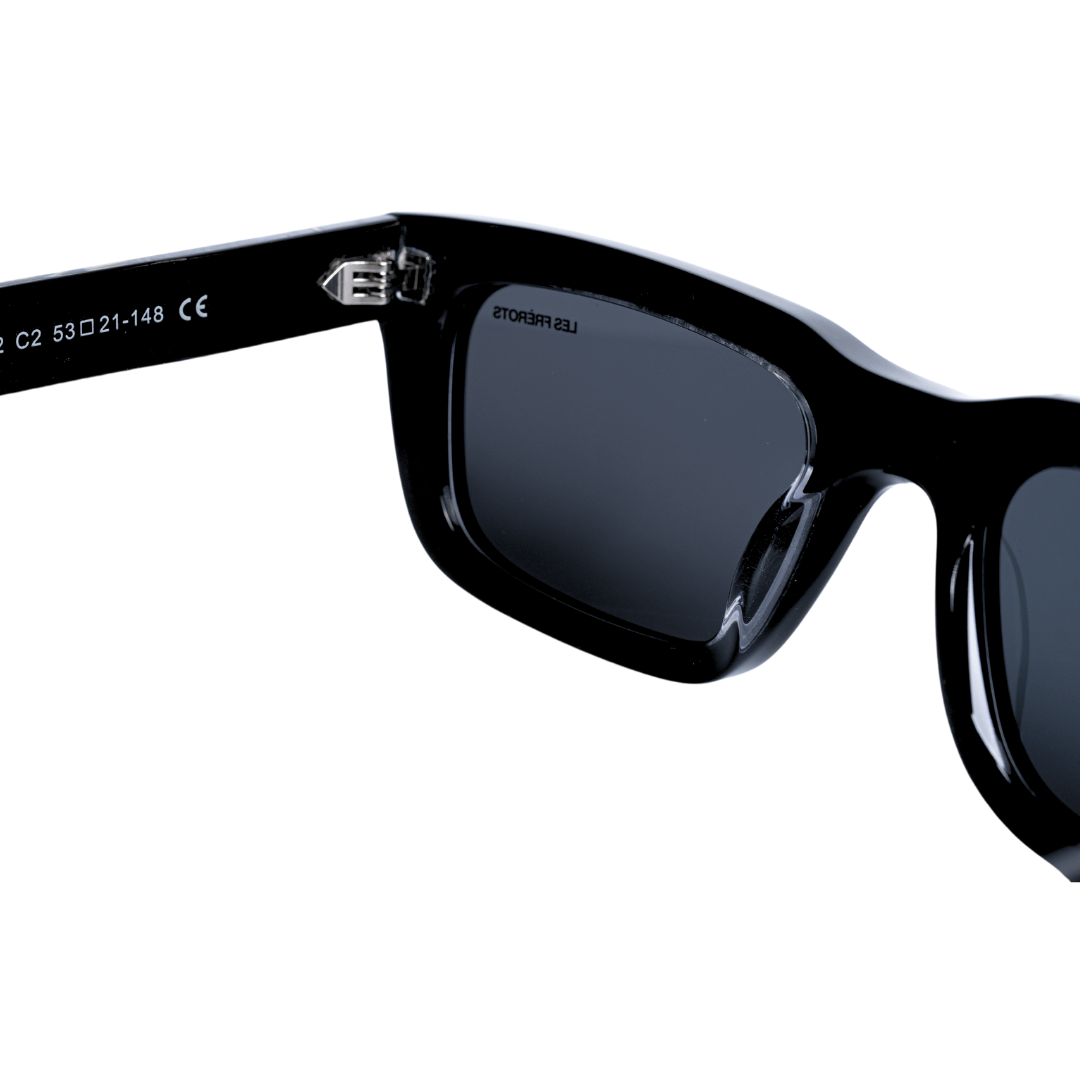 Black rectangle sunglasses for men, behind upper angle 