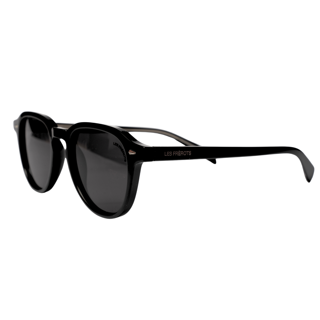 Black vintage design, oval sunglasses for men, slight left side angle 
